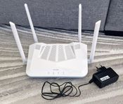D-Link R32 router