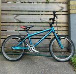 Barncykel 16 tum, Islabikes cnoc 16