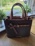 Michael Kors Väska - Emilia - ÄKTA