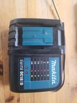 Makita batteriladdare
