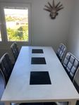 Matbord inkl. 4 stolar