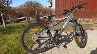 Tuff 20" Yosemite X-dirt off-road barncykel 6 vxl BRA SKICK!