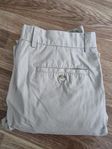 Chinos Conwell