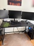 Gamingdator, 3 skärmar, stol samt tillbehör