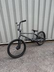 ”BMX” 