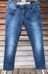 Jeans från Etiqueta Negra