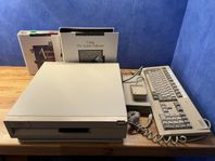 Amiga 3000 med tillbehör