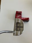Scotty cameron select newport M1 halvmallet