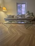 Vardagsrumsbord i glas