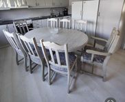 Carpati Matsalsmöbel