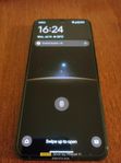 Mobiltelefon Google Pixel 8 med Android 16