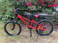 Mountainbike med 20 tums hjul