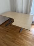 skrivbord höj och sänkbar
