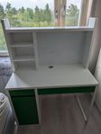 Micke IKEA skrivbord