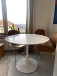 runt matbord