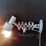 Saxlampa Industriell Kosta 1900-tal i metall.