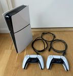 Playstation 5 (PS5) Slim med två handkontroller