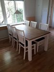 Matbord och stolar