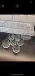 Karaff, vinglas och 6 st glas