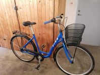 Cykel KING 28 tum med 3 växlar bra skick Ny servad