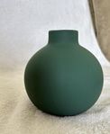 Cooee Design Collar vas grön handmålad keramik slutsåld