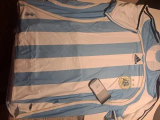 Adidas fotbollströja i stl xl. helt ny. 