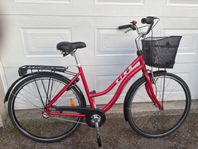 Röd damcykel King med 3 växlar i mkt fint skick