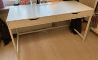 skrivbord Alex säljes från ikea