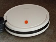 Robotdammsugare med laddstation 