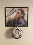 Signerad Serie A boll och kaptensarmband av Vieri + COA