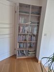 Ikea bokhylla med retro glasdörr