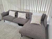 Soffa med schäslong