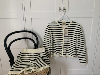 OBS! M-KAE Sienna Cardigan & Shorts -Striped