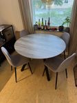 Runt matbord 120cm + stolar