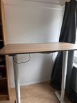 IKEA höjdjusterbart bord BEKANT