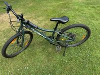 Mountainbike 24 tum, 7-vxl