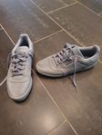 skor adidas yeezy powerphase calabasas 