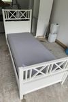 Säng 90x200