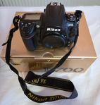 NIKON D700