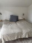 bortskänkes - 2x90 ikea säng med madrass 