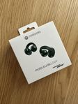 Moto buds loop by Bose