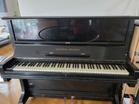 Piano Grotrian Steinweg skänkes