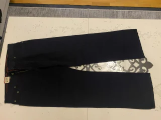 fina jeans helt nya, väldigt bra skick!