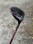TaylorMade Stealth 2 FW7 (21°) med Ventus Red Velocore+ 9x