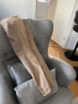 Ridbyxa (helskodda) i mkt bra skick strl 38