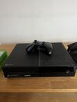 Xbox one med spel och tillbehör.