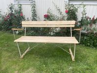 Träsatser till trädgårdsmöbler