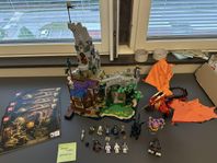 LEGO D&D 21348 - Red Dragon's Tale