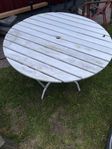 Trädgårdsbord