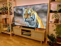 75-tums Philips ”The One” + Soundbar + TV-bänk